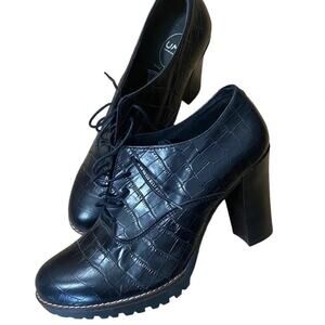 Uma Black Lace up Bootie size 41 Heeled Tie up Women's